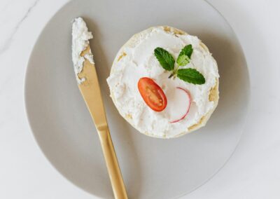 Tartinade de radis roses et chèvre frais